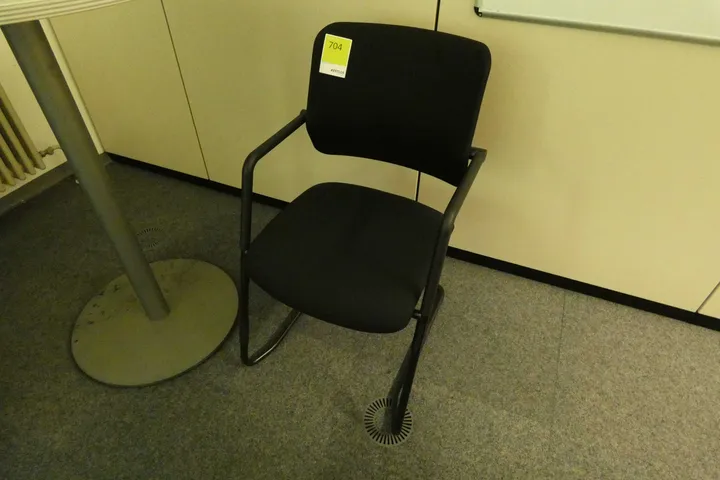 Besucherstuhl